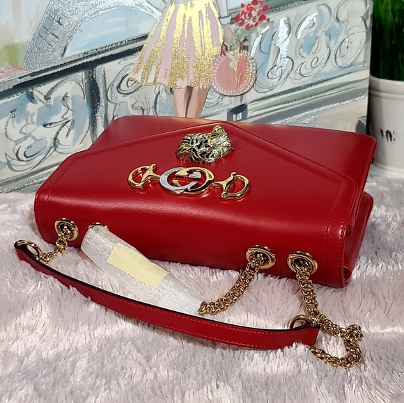 Gucci Rajah Interlocking G tiger head medium shoulder/crossbody bag in red color - Picture 5 of 14